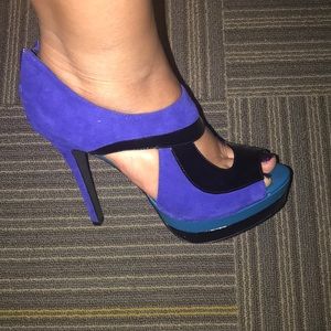 Multi-colored Jessica Simpson heels!!